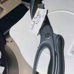 BRAND NEW! Pampered Chef Salad Choppers